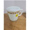 Image 2 : Set of 4 Pyrex flor butterflies coffee cups, great condition