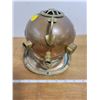 Image 3 : copper and brass deep sea helmet clock