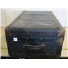Image 3 : Eatonia Vintage Trunk
