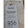 Image 13 : Cheese boards, decanters and more B