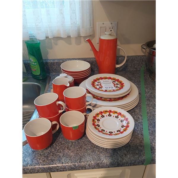 ROYAL DOULTON KALEIDESCOPE 1970S Cat A