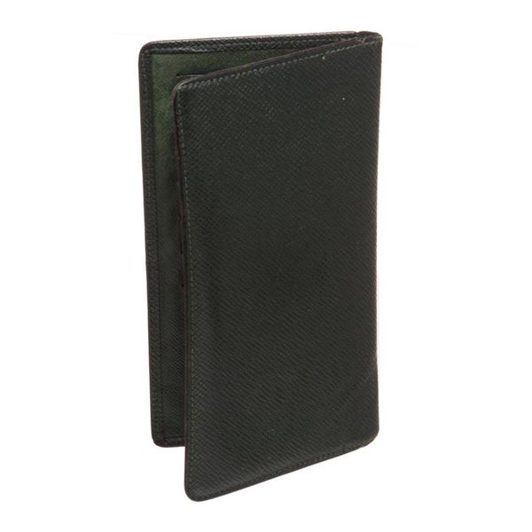 Louis Vuitton Green Taiga Leather Long Bifold Wallet