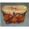 Image 1 : WOVEN BASKET