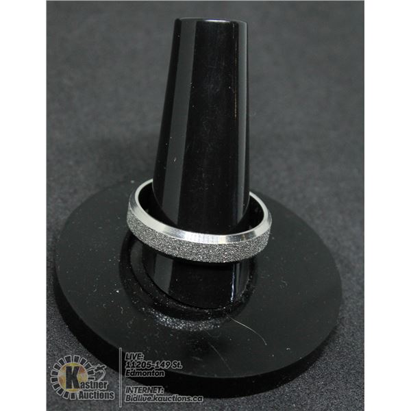 MENS STAINLESS STEEL RING SIZE 11