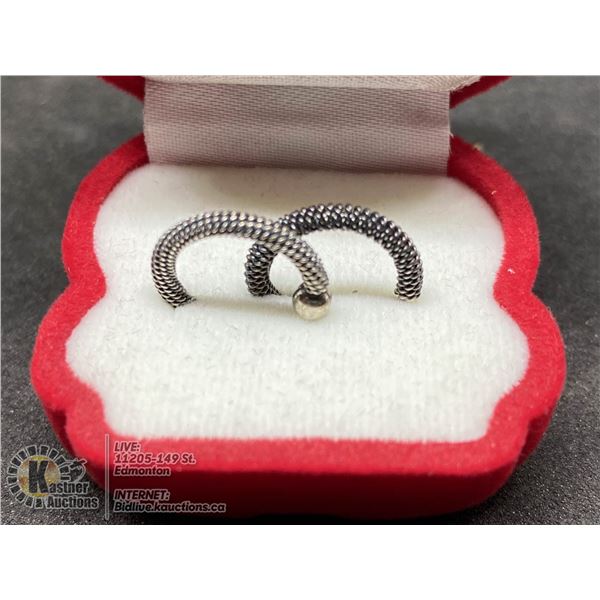 BZ419-153 SILVER SMALL HOOP EARRINGS