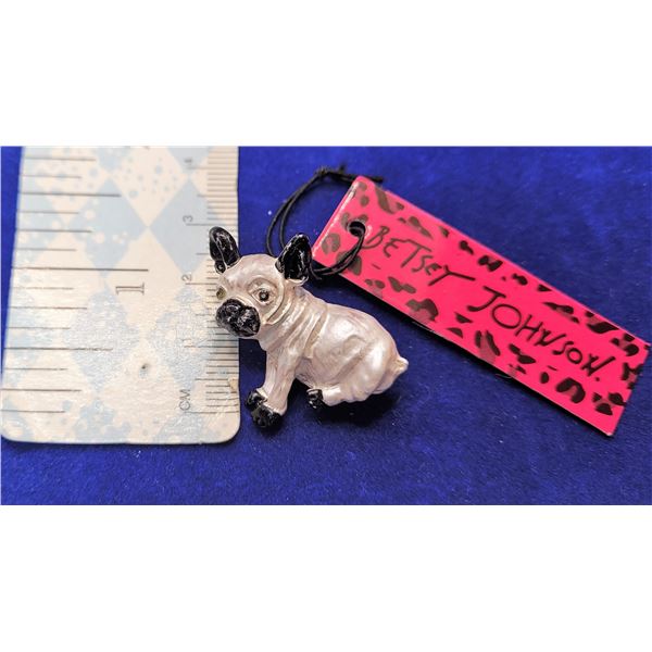 10)  BLACK & WHITE ENAMEL PUG BROOCH