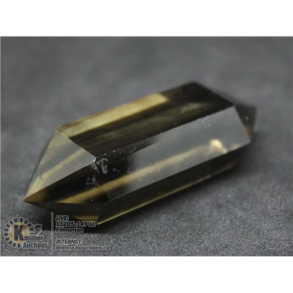 #284-NATURAL SMOKEY QUARTZ 2 POINT 24.72G