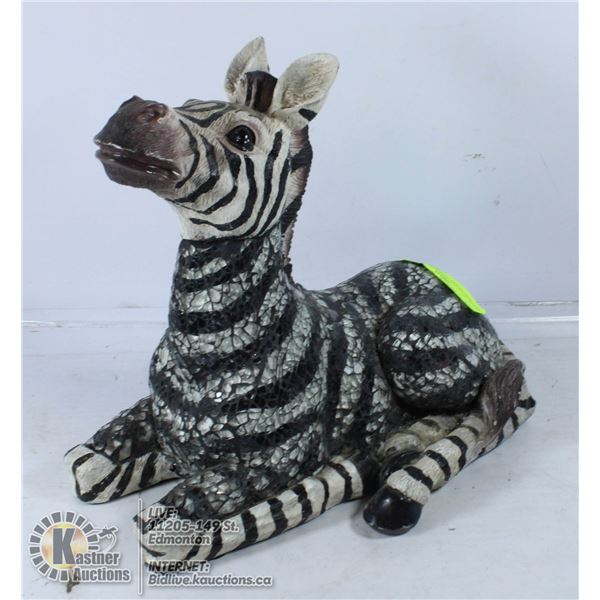 CRACKLE GLASS ZEBRA