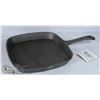 Image 1 : NEW 9" X 9" SQUARE CAST IRON GRIDDLE