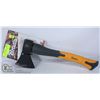 Image 1 : HATCHET WITH A FIBERGLASS HANDLE