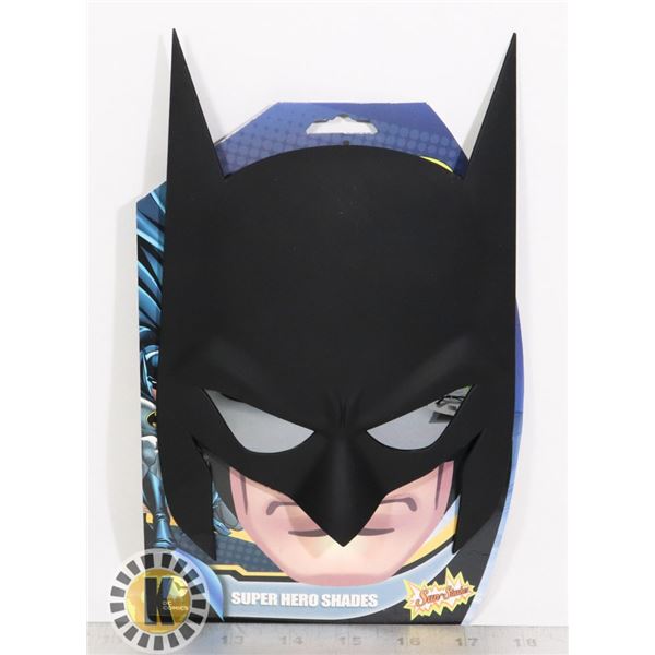 NEW BATMAN SHAPED KIDS SUNGLASSES