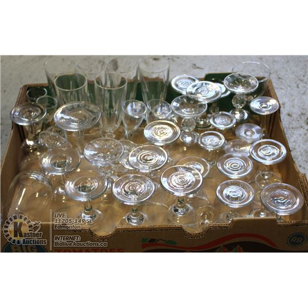 FLAT OF ASSORTED GLASSWARE.