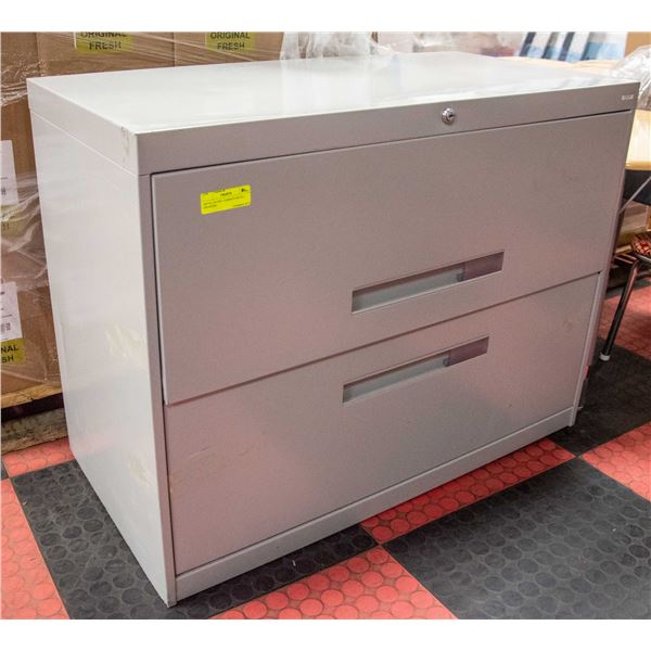 METAL FILING CABINET WITH 2 DRAWERS