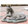 Image 2 : CONCRETE HORSE 17 INCH LONG STATUE
