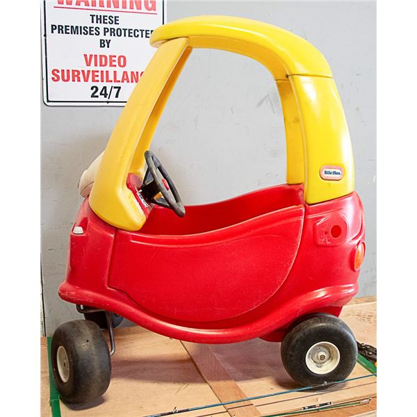 LITTLE TIKES RED CAR