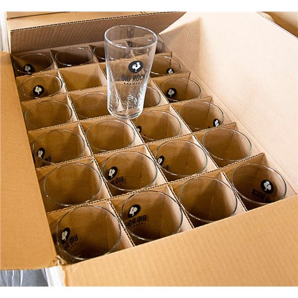 CASE WITH 24 20OZ BIG ROCK BEER GLASSES