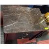 Image 2 : SHOWHOME STONE TOP SIDE TABLE 26.5 X 18 X 26