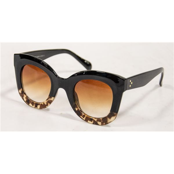 GENUINE FRECKLES TORTOISE STYLE FRAMES SUNGLASSES