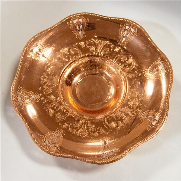 3 X COPPER SERVING TRAYS & SERVING POT