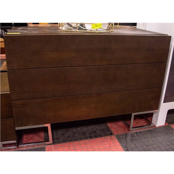 SHOWHOME DRESSER AND SIDE TABLE