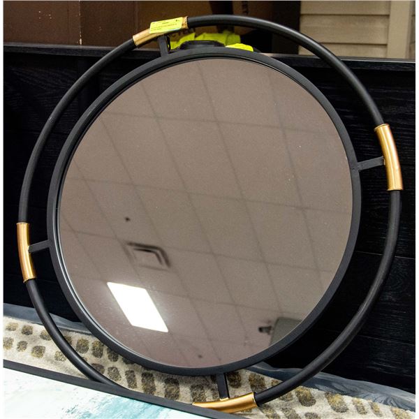 SHOWHOME ROUND MIRROR 28 INCHES WIDE