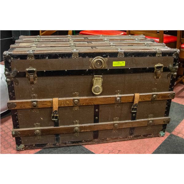 VINTAGE MCBRINE TRUNK