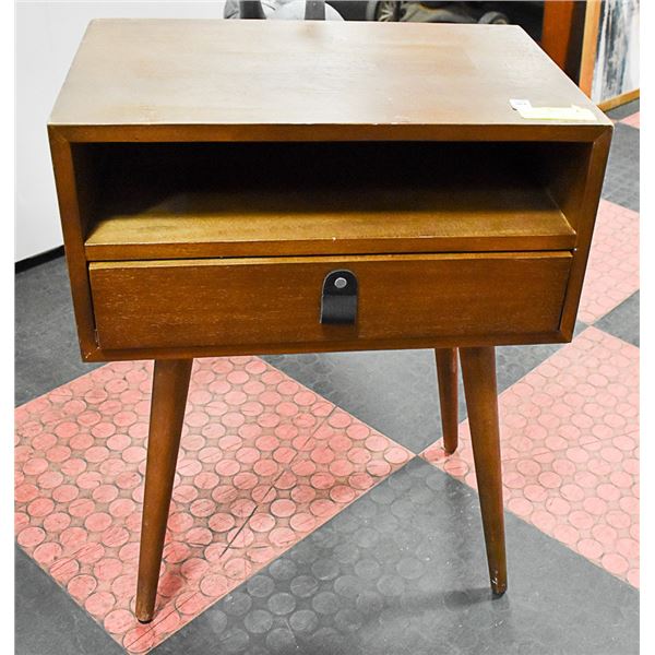 SHOWHOME SIDE TABLE 24 INCHES TALL