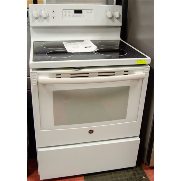 GE 30" ELECTRIC FREESTANDING RANGE