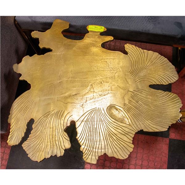 SHOWHOME METAL LEAFSIDE TABLE 20 INCHES TALL