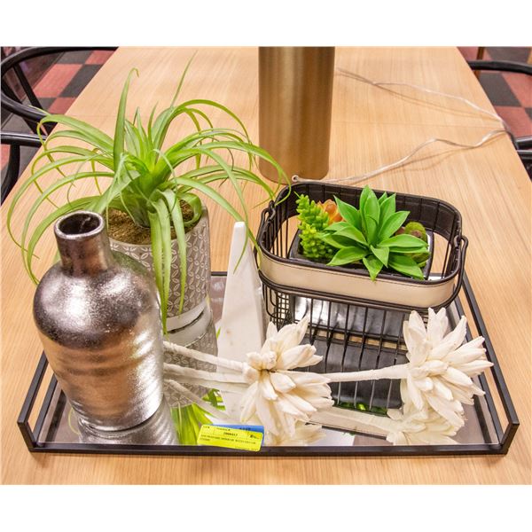 SHOWHOME MIRROR WITH DECOR ITEMS