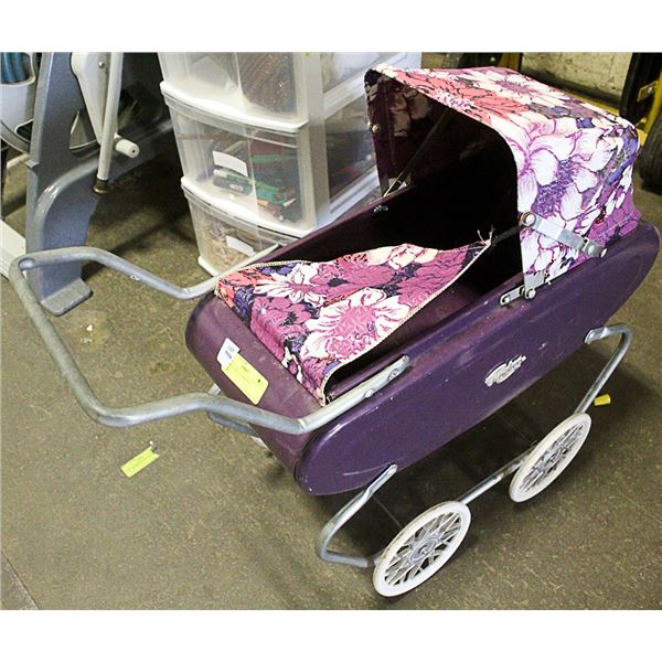 VINTAGE DOLL CARRIAGE