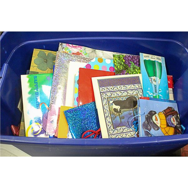 GIFT BAGS, BOWS, WRAPPING PAPER, LARGE RUBBERMAID