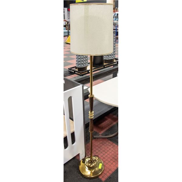 MID CENTURY BRASS FLOOR LAMP