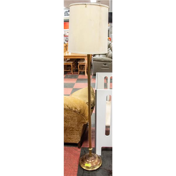 MID CENTURY BRASS FLOOR LAMP