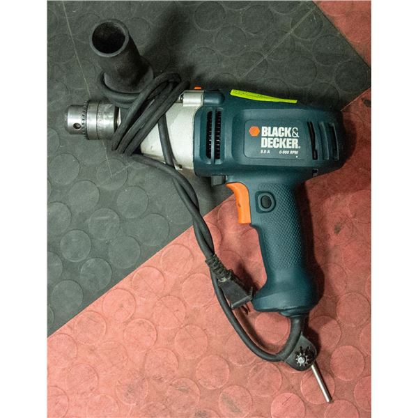 BLACK AND DECKER HEAVY DUTY DRILL