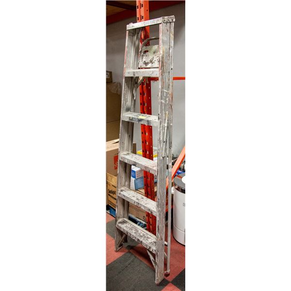6 FT LADDER