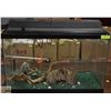 Image 1 : AQUARIUM / REPTILE TANK 30.5" X 12.5" X 19" PLUS