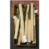 Image 1 : BOX LOT OF WIRE BRUSHES