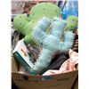 Image 1 : SHOWHOME BOX OF BABY ITEMS