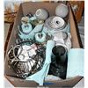 Image 1 : SHOWHOME BOX OF ASSORTED DECOR ITEMS & BATHROOM