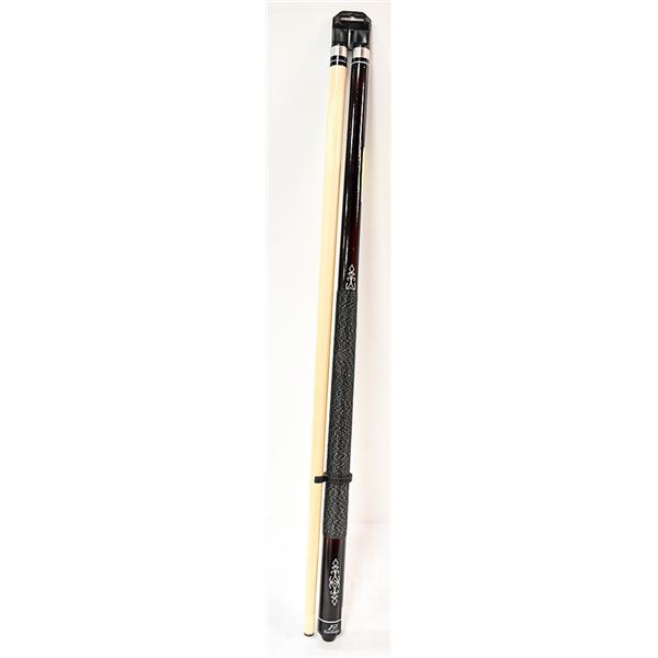 TWO-PIECE POOL CUE
