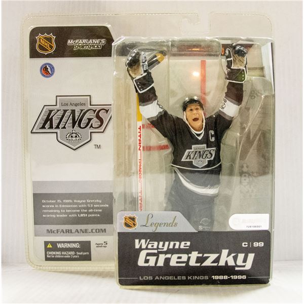 McFARLANE GRETZKY KINGS LEGENDS SERIES 1 FIGURE