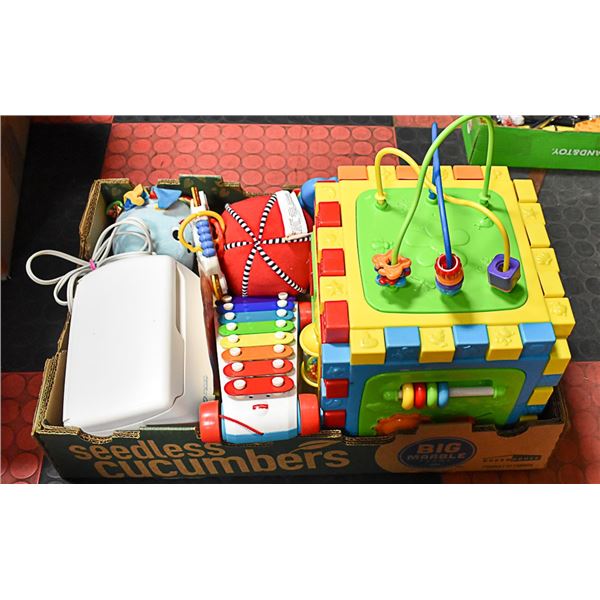 CHILDRENS ACTIVITY LOT ACTIVITY CUBE, MUSICAL TOYS