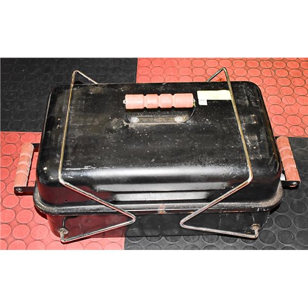 PORTABLE PROPANE BBQ