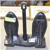 Image 1 : 28 POUND BOAT ANCHOR