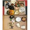 Image 1 : 2 FLATS OF ASSORTED HOME DECOR