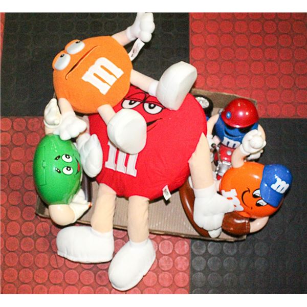 LOT OF M&Ms DISPENSERS AND PLUSHES