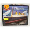 Image 1 : TITANIC 3D PUZZLE IN BOX