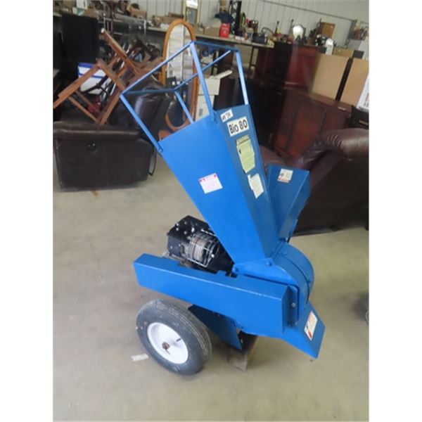 BIO 80 5 HP B & S Chipper Shredder- Works