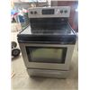 Image 1 : Frigidaire Stainless Steel Stove